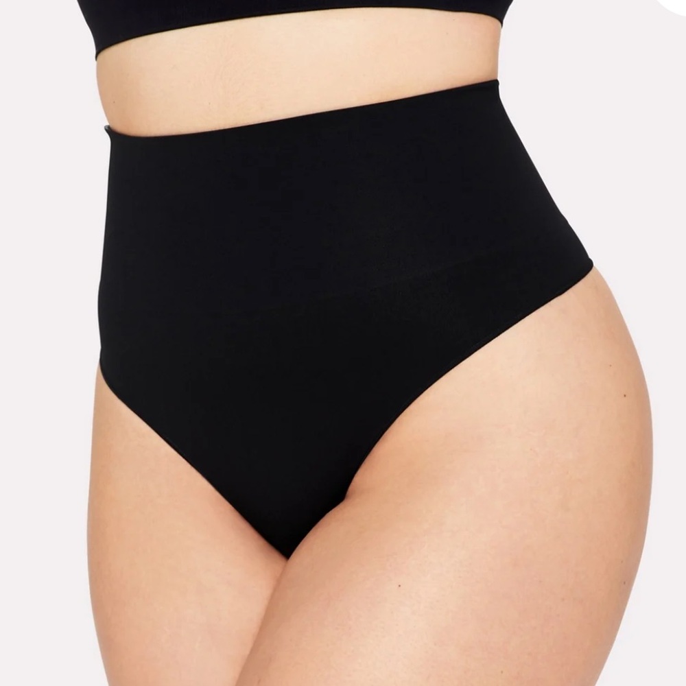 Yitty Nearly Naked Shaping High Waist Thong